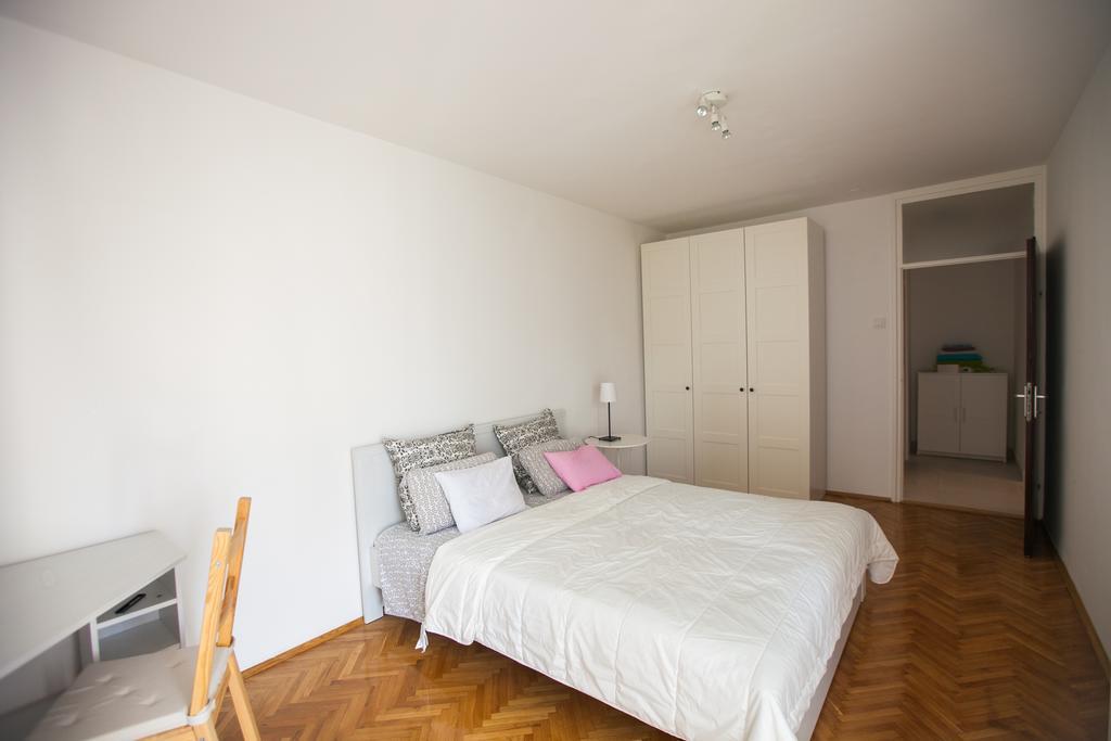 Butterfly Apartment غييكا المظهر الخارجي الصورة
